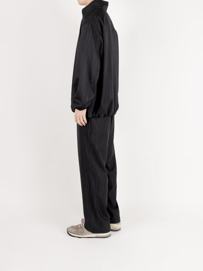 Model 176cm/62kg size M着用
