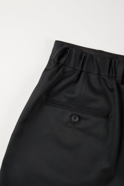 Super130's WOOL LIGHT GABARDINE SHORT PANTS｜BLACK