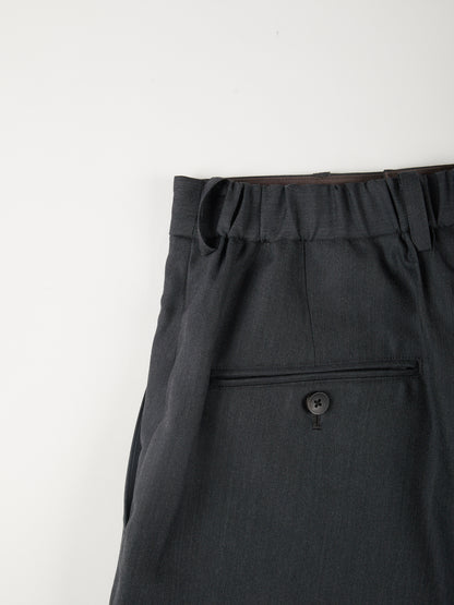 Super130's WOOL LIGHT GABARDINE SHORT PANTS｜TOP CHARCOAL