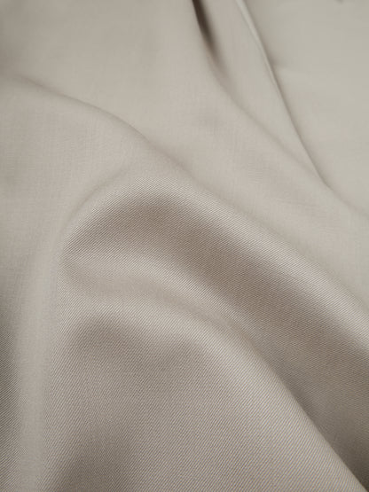 Super130's WOOL LIGHT GABARDINE SHORT PANTS｜DUSTY BEIGE