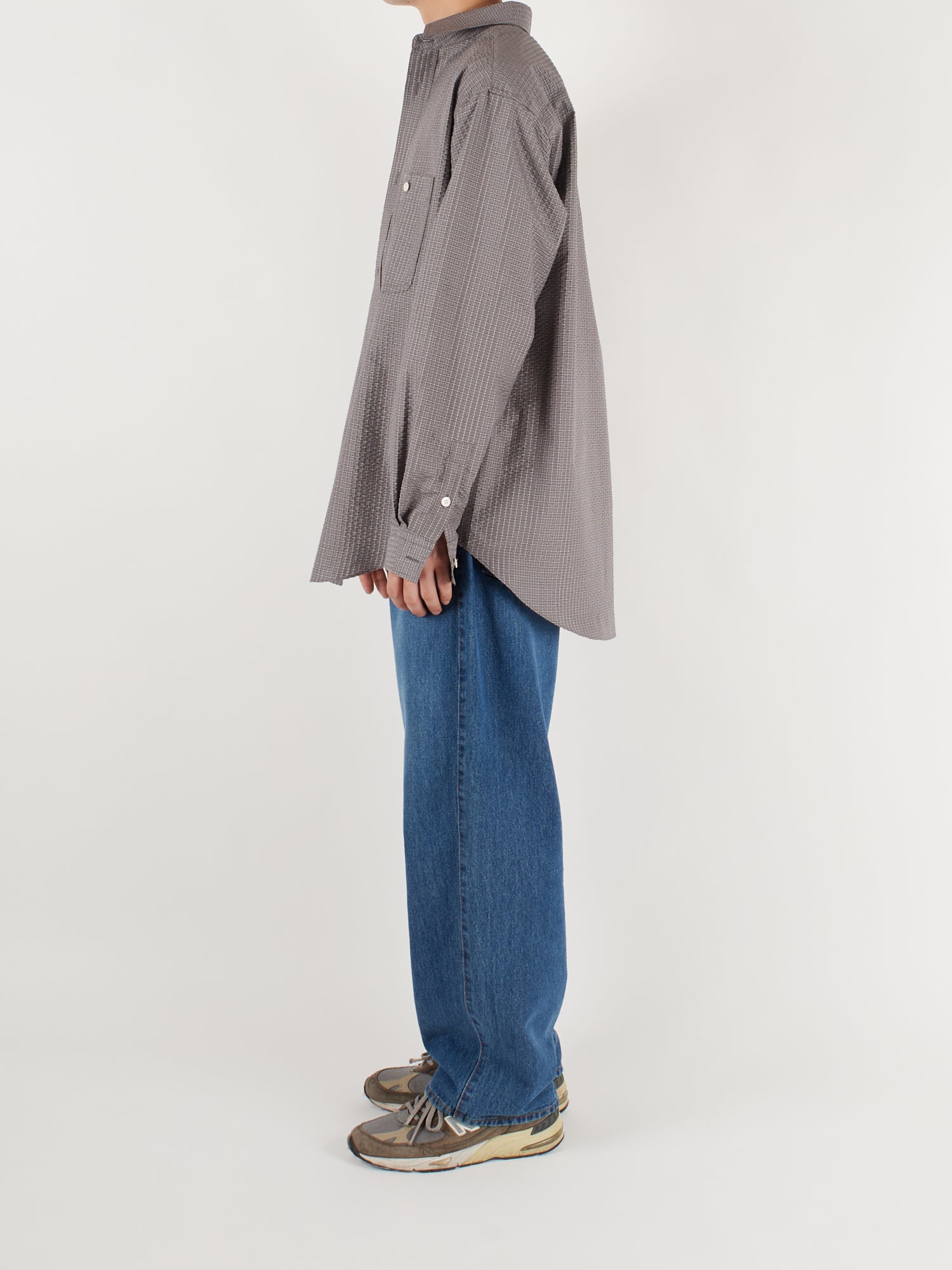 Model 176cm/62kg size L着用
