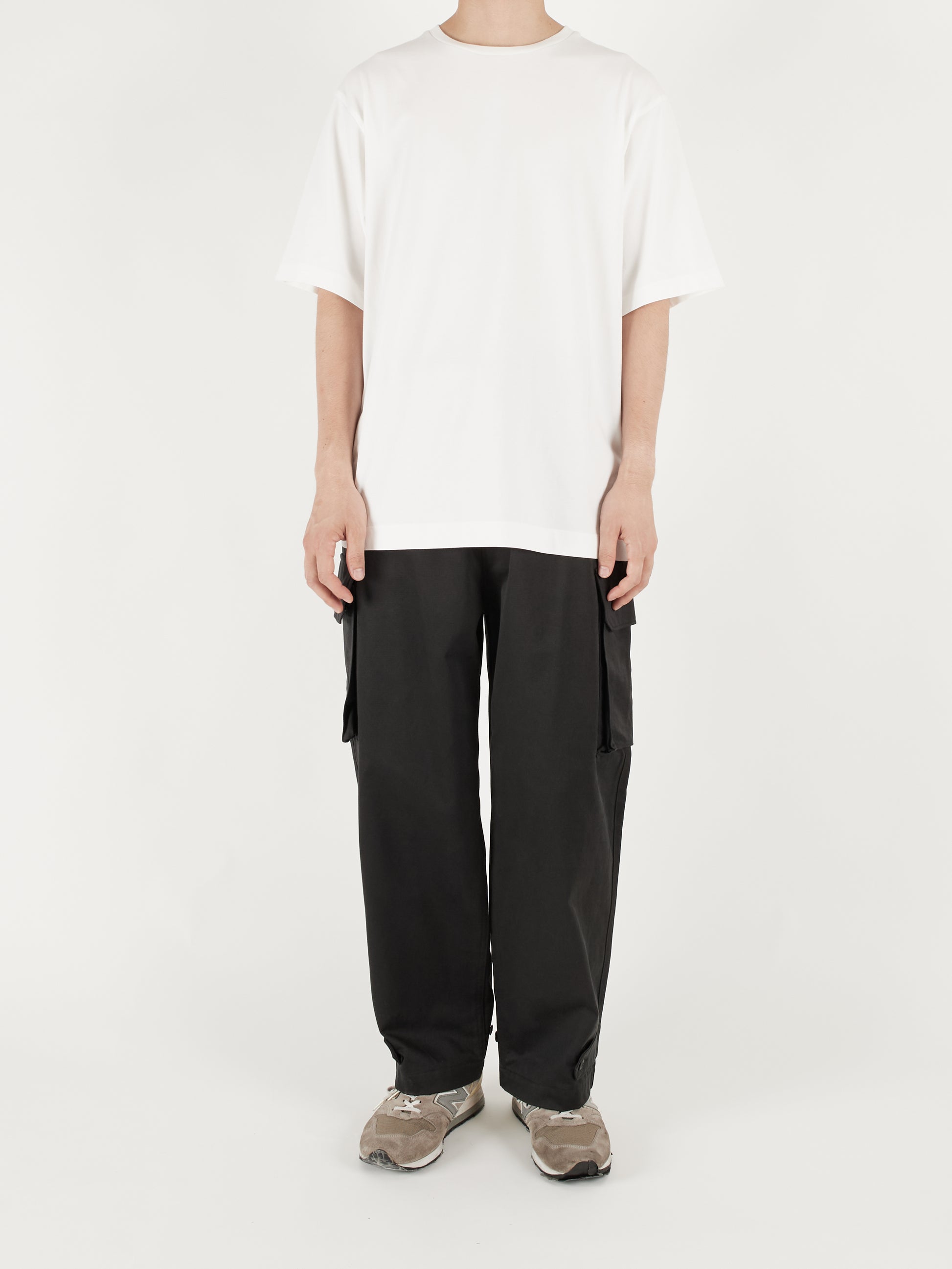Model 176cm/62kg size M color WHITE着用