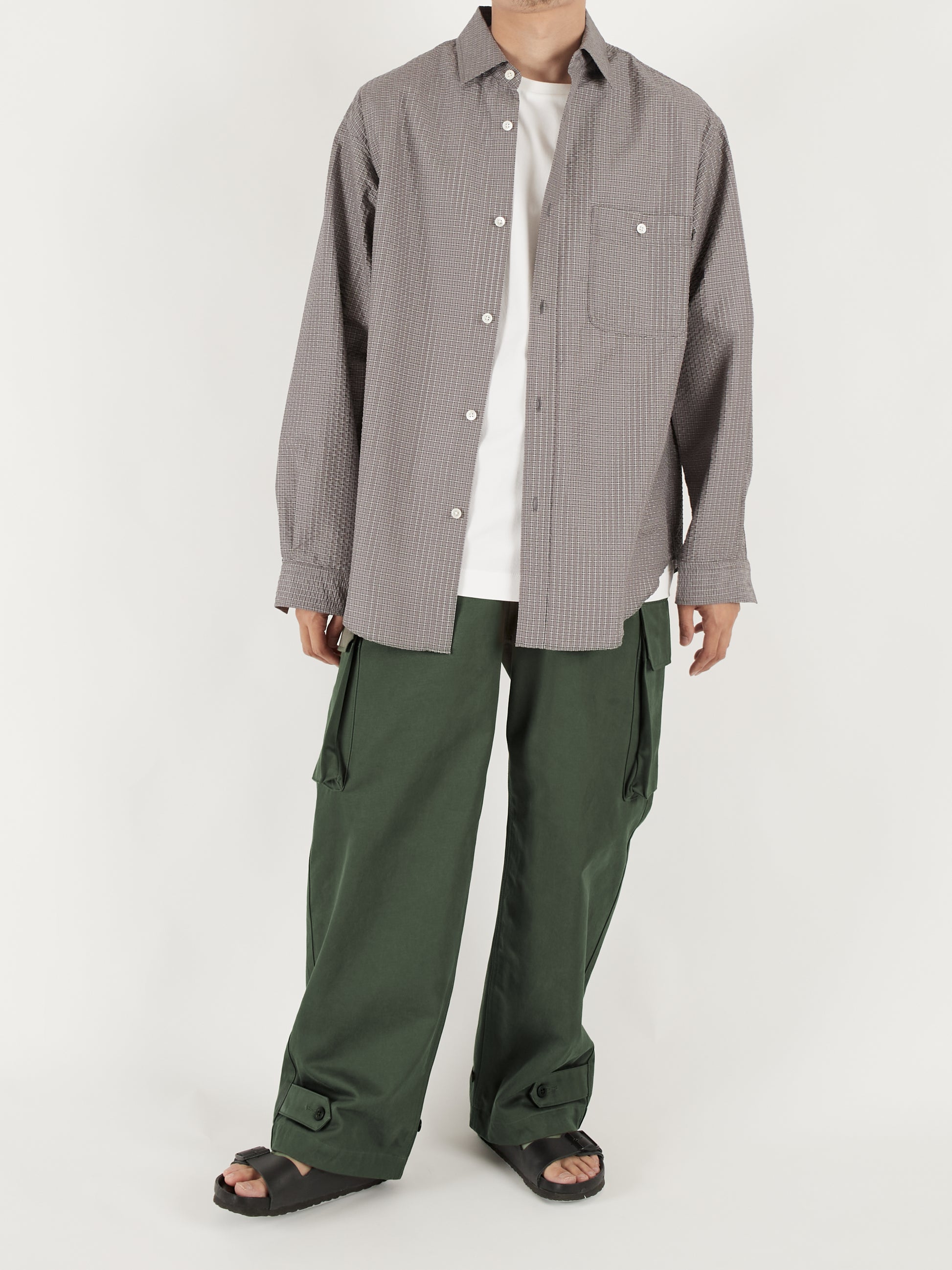 Model 165cm/54kg size M着用