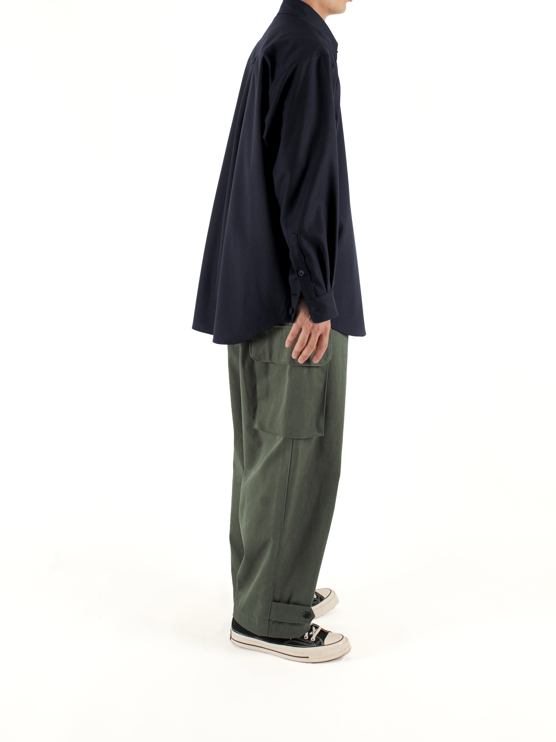 Model 176cm/62kg size L color SPACE NAVY着用