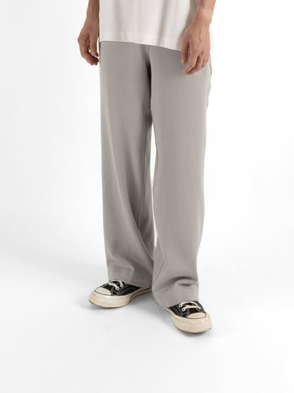 Model 176cm/62kg size M color FOG GRAY着用
