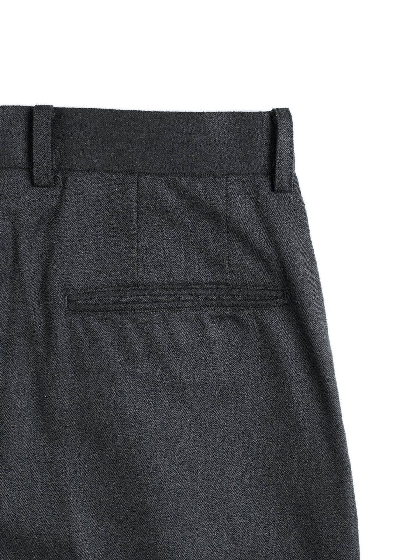 Super130's WOOL/SILK HERRINGBONE SLACKS｜CHARCOAL