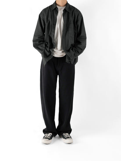 Model 176cm/62kg size M color INK BLACK着用
