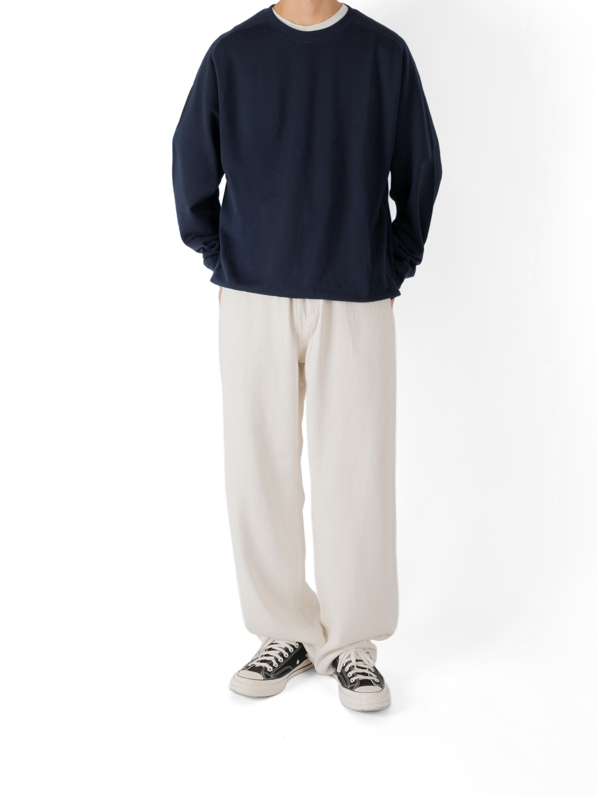 Model 176cm/62kg size M color WHITE着用