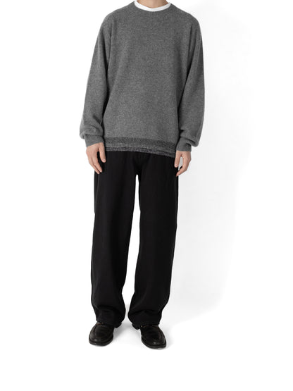 Model 176cm/62kg size M color TOP GRAY着用