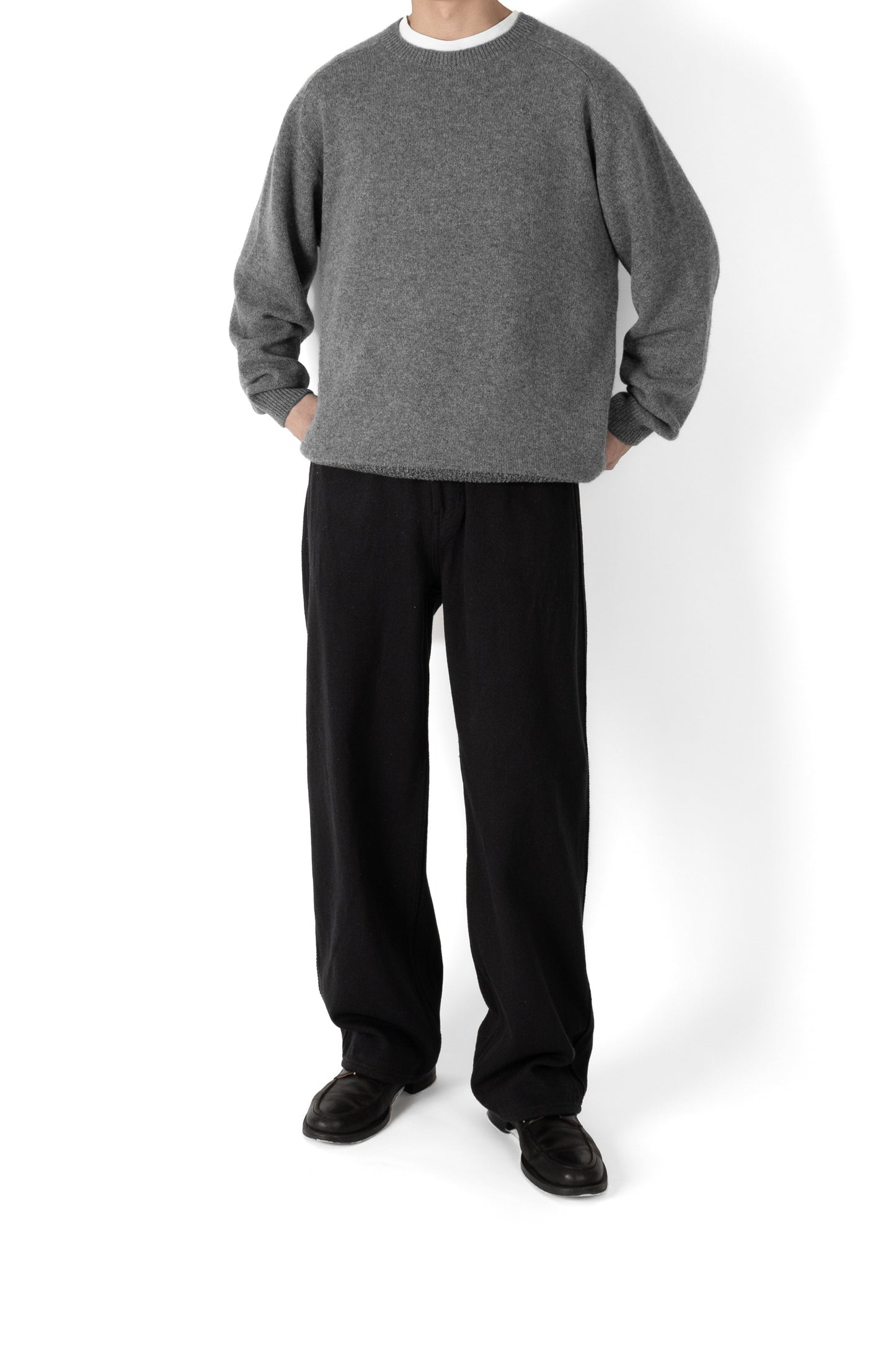 Model 176cm/62kg size M color TOP GRAY着用