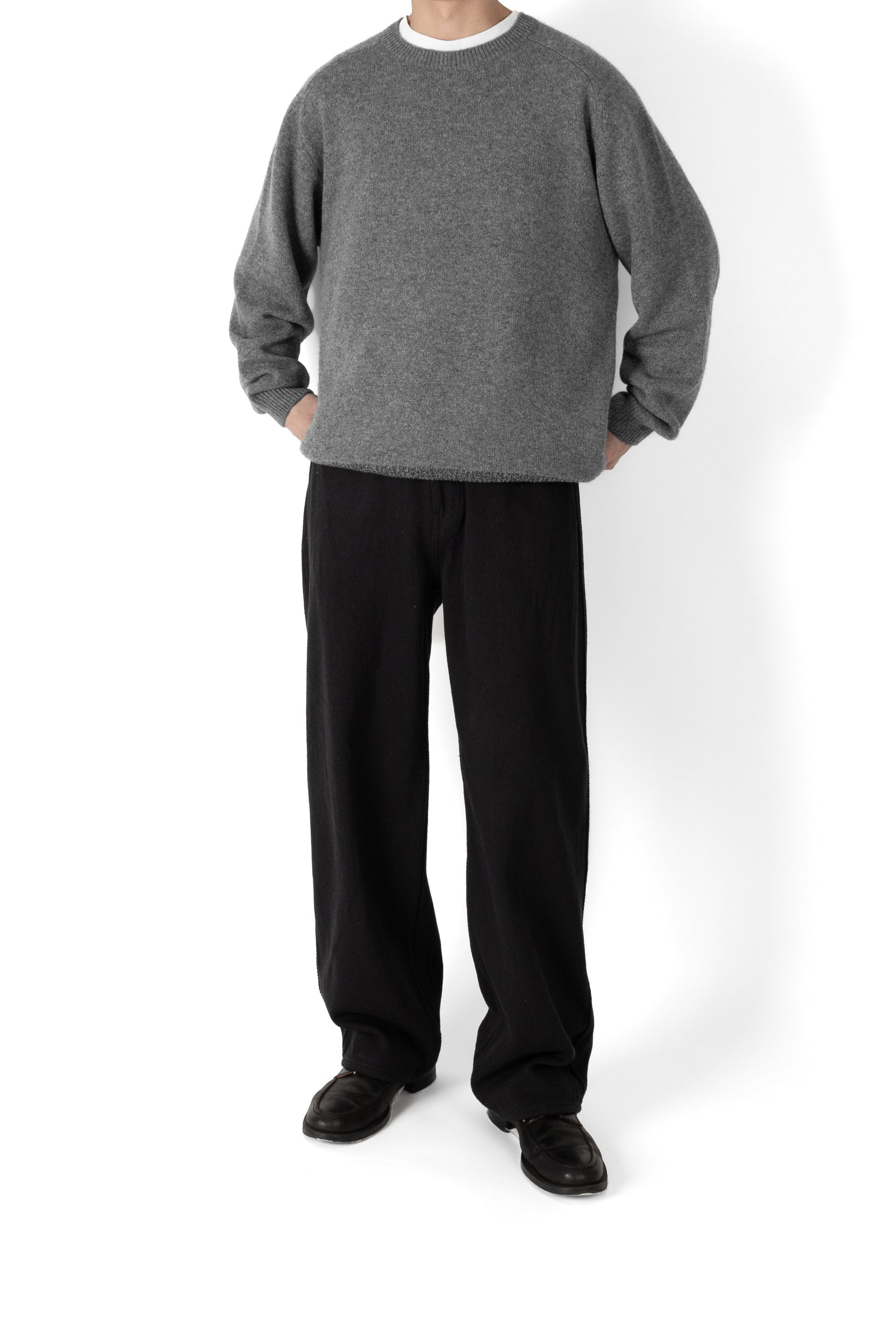 Model 176cm/62kg size M color TOP GRAY着用