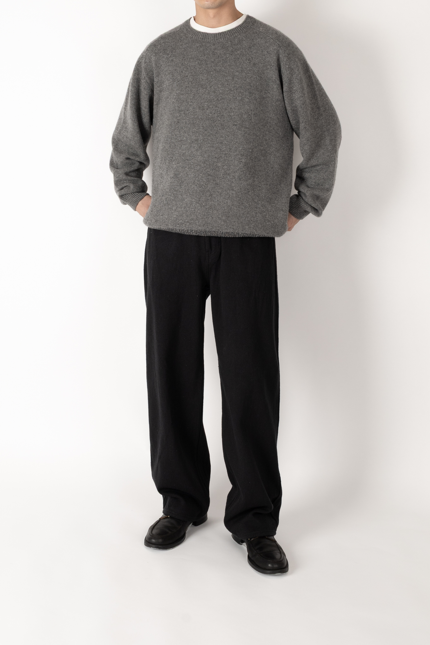 Model 176cm/62kg size M color TOP GRAY着用