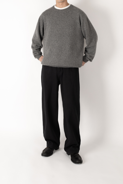 Model 176cm/62kg size M color TOP GRAY着用