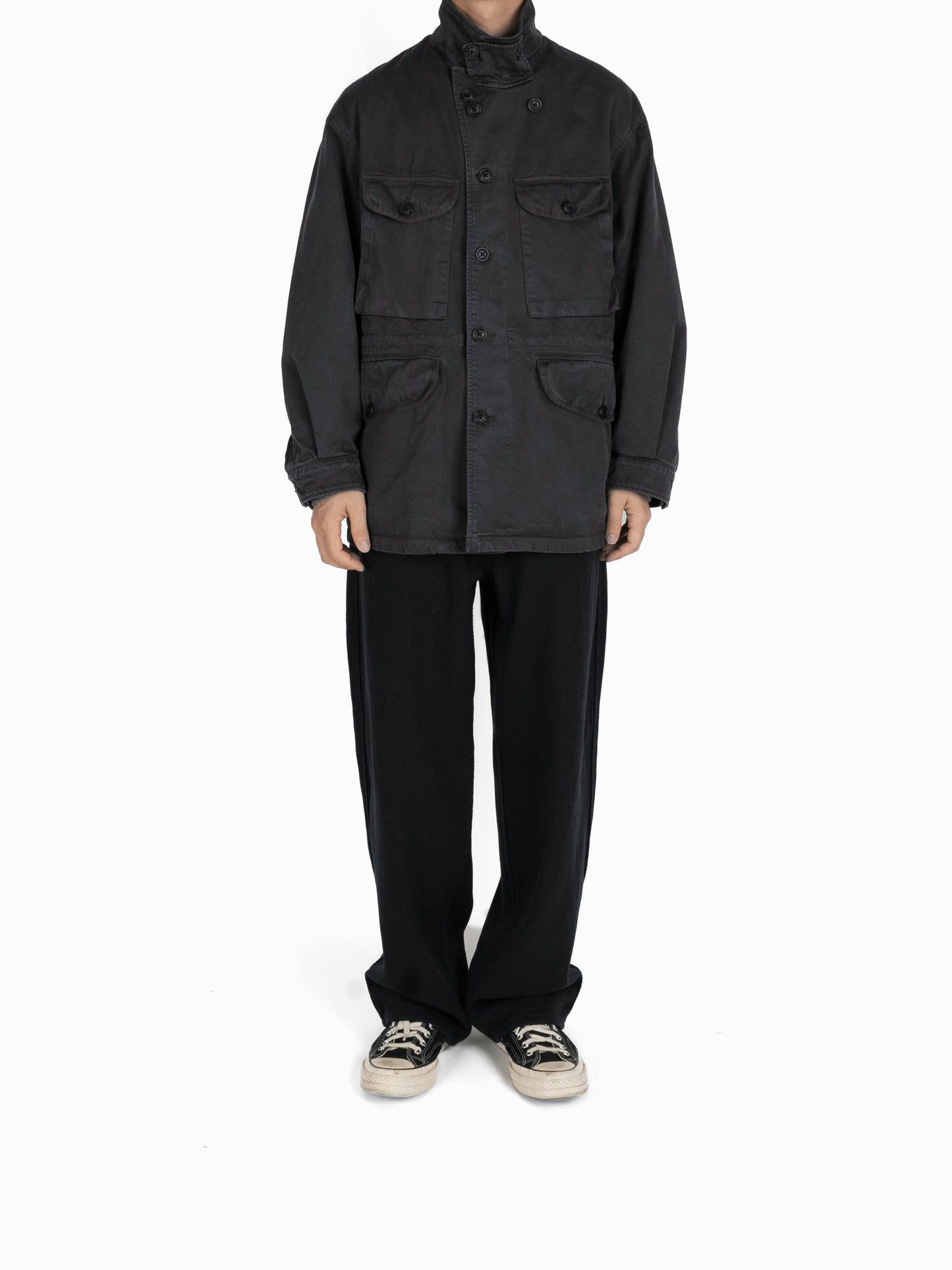 Model 176cm/62kg size M color INK BLACK着用