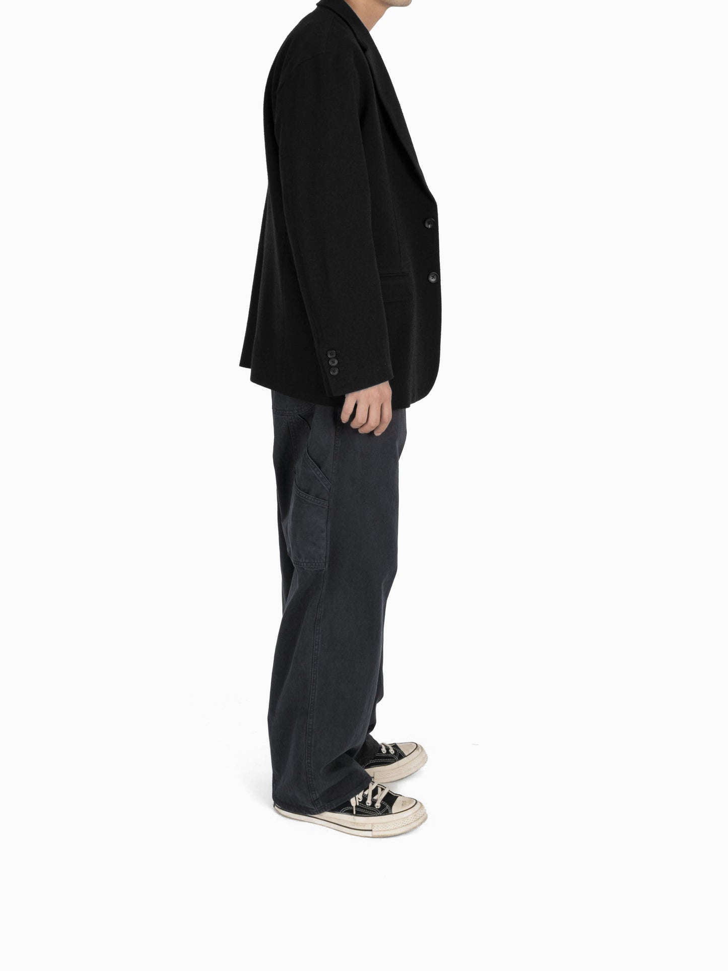 Model 176cm/62kg size M color BLACK着用