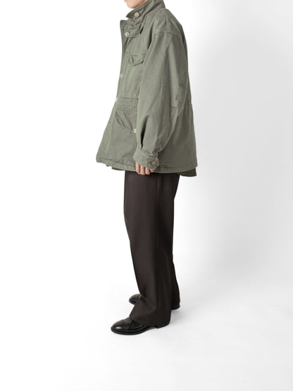 Model 165cm/53kg size S color MOCHA着用