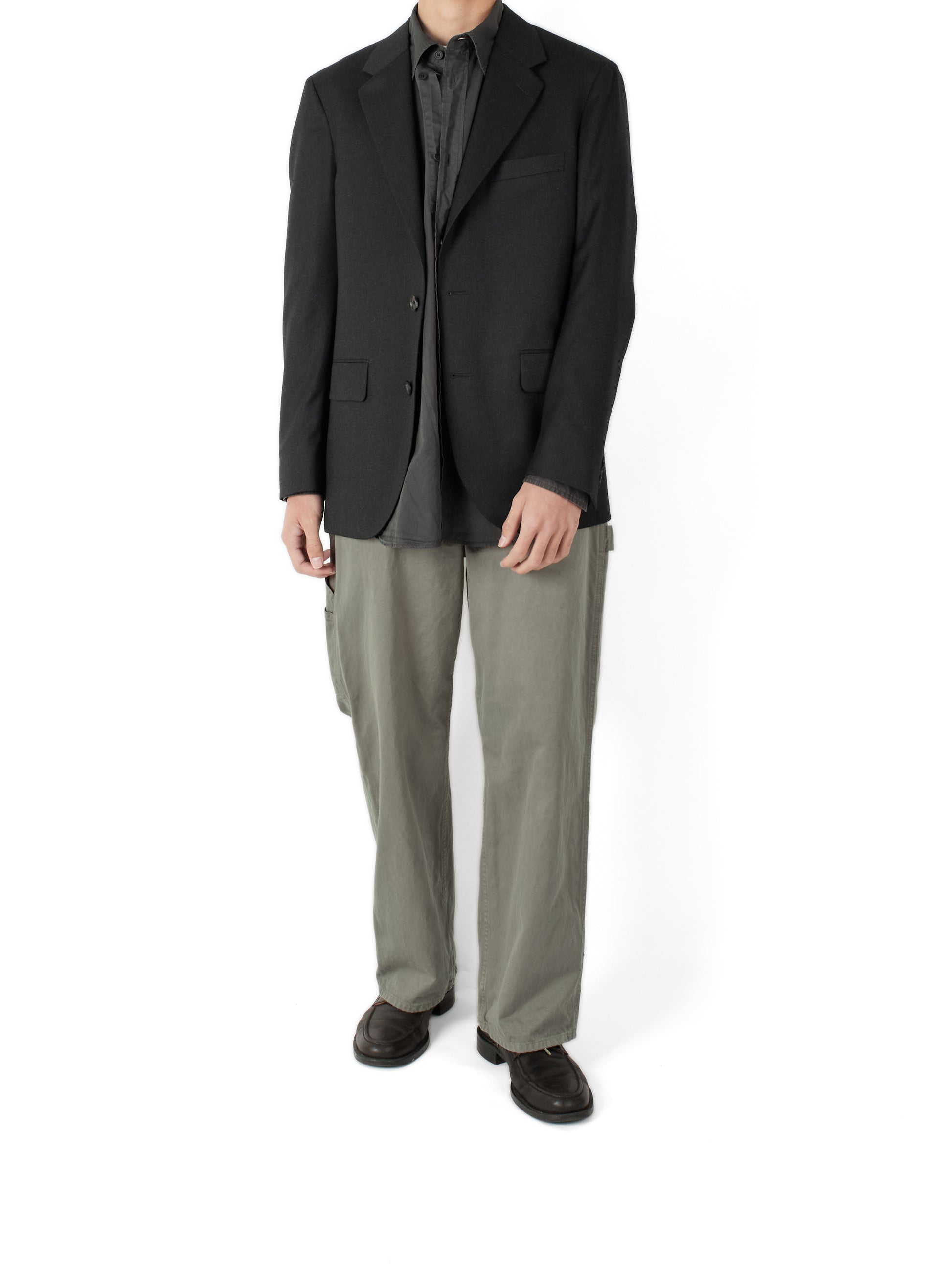 Model 174cm/60kg size M color INK BLACK着用