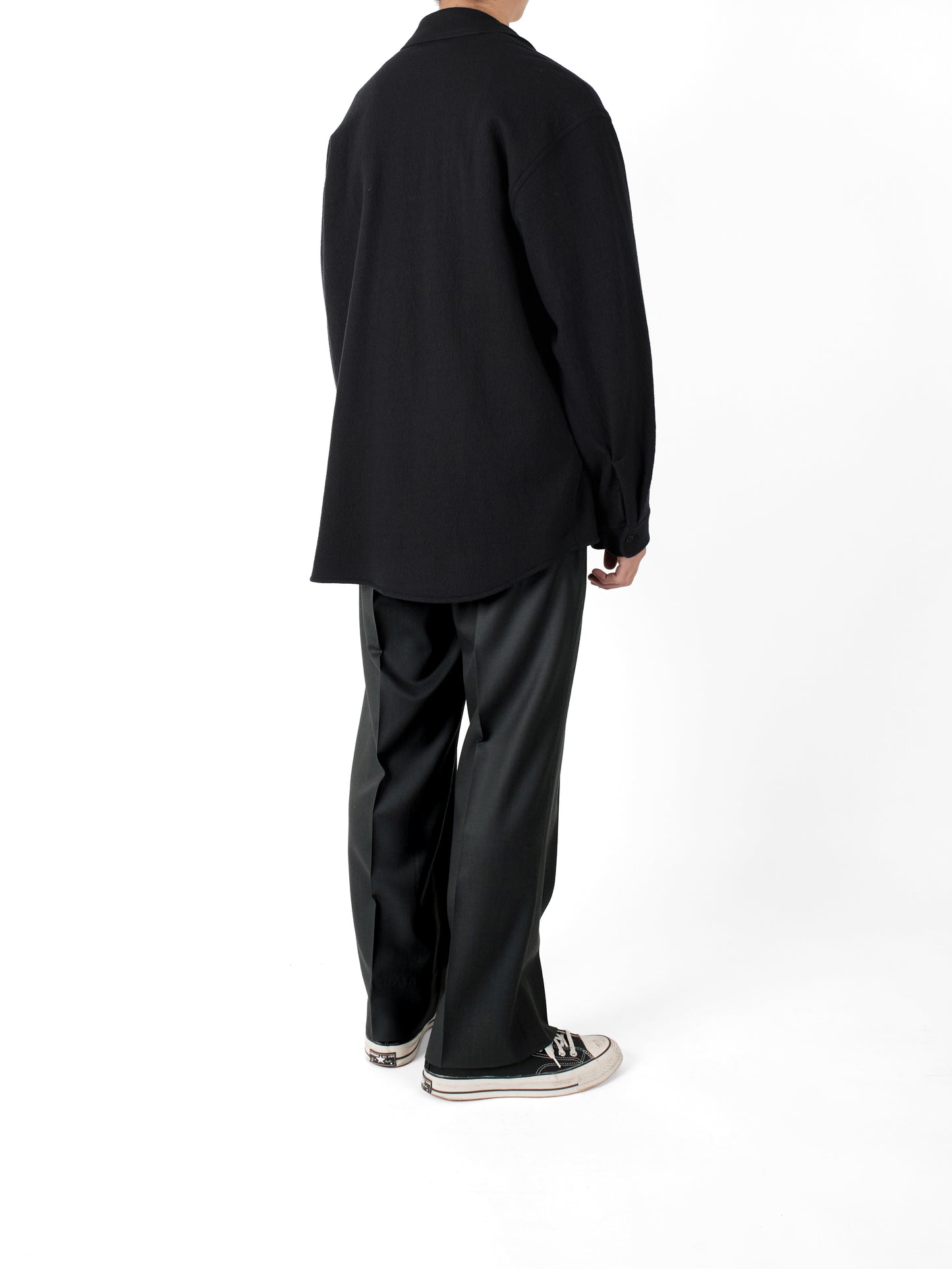 Model 174cm/60kg size M color BLACK着用