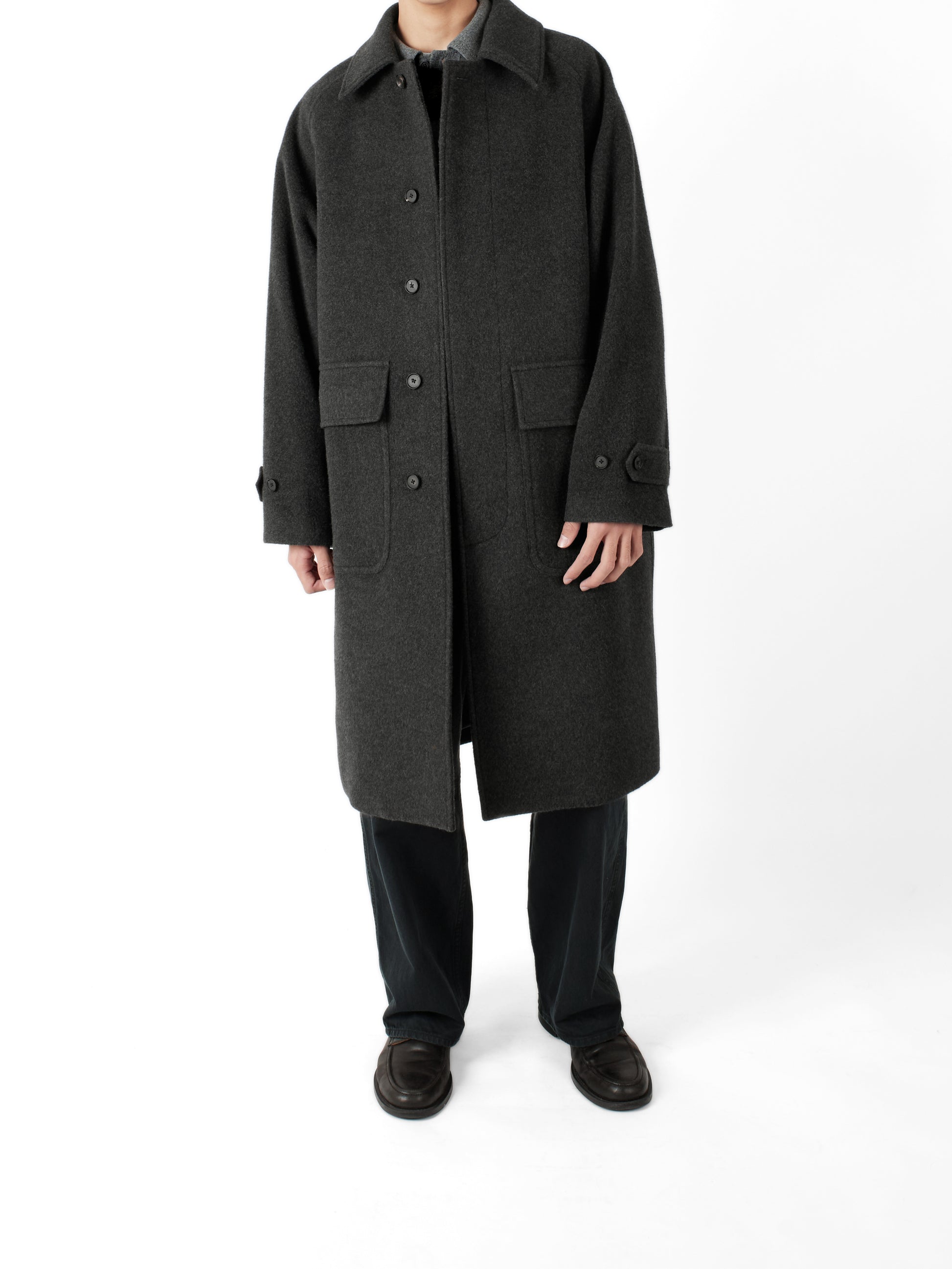 Model 174cm/60kg size M color TOP BLACK着用