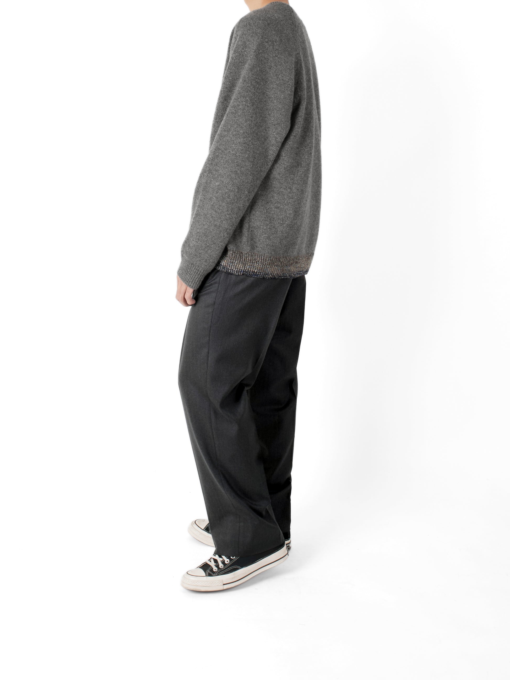 Model 174cm/60kg size M color TOP GRAY着用