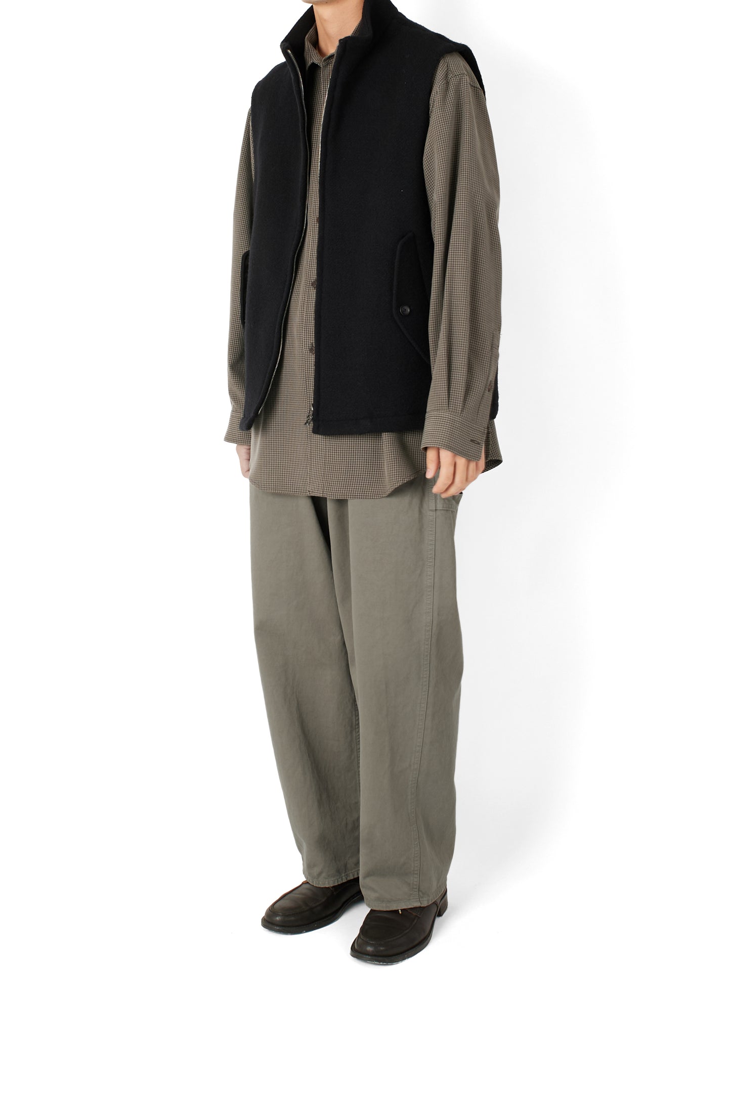 Model 176cm/62kg size L color BROWN CHECK着用