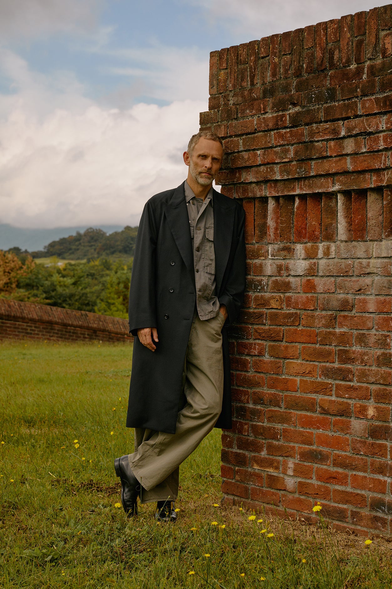 UNDERCOVER　Double Breasted Chester Coat Super140's WOOL MAT DOUBLE BREASTED CHESTER COAT｜BLACK – Cornier