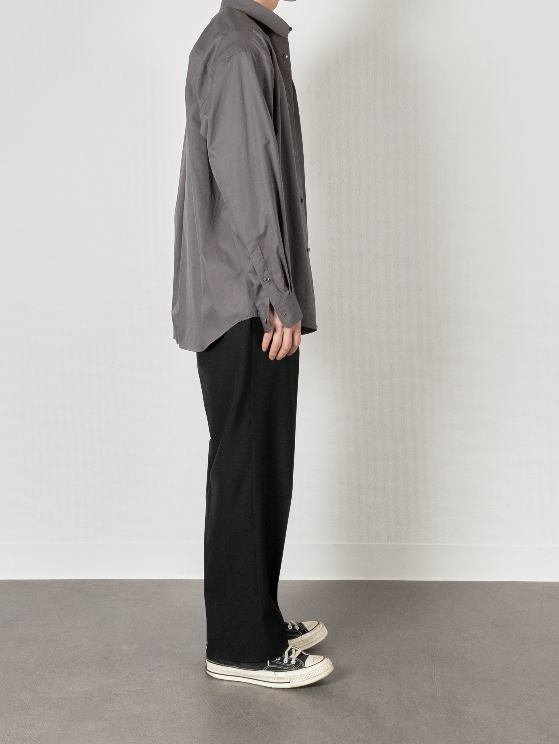 Model 176cm/62kg size L color GRAY着用