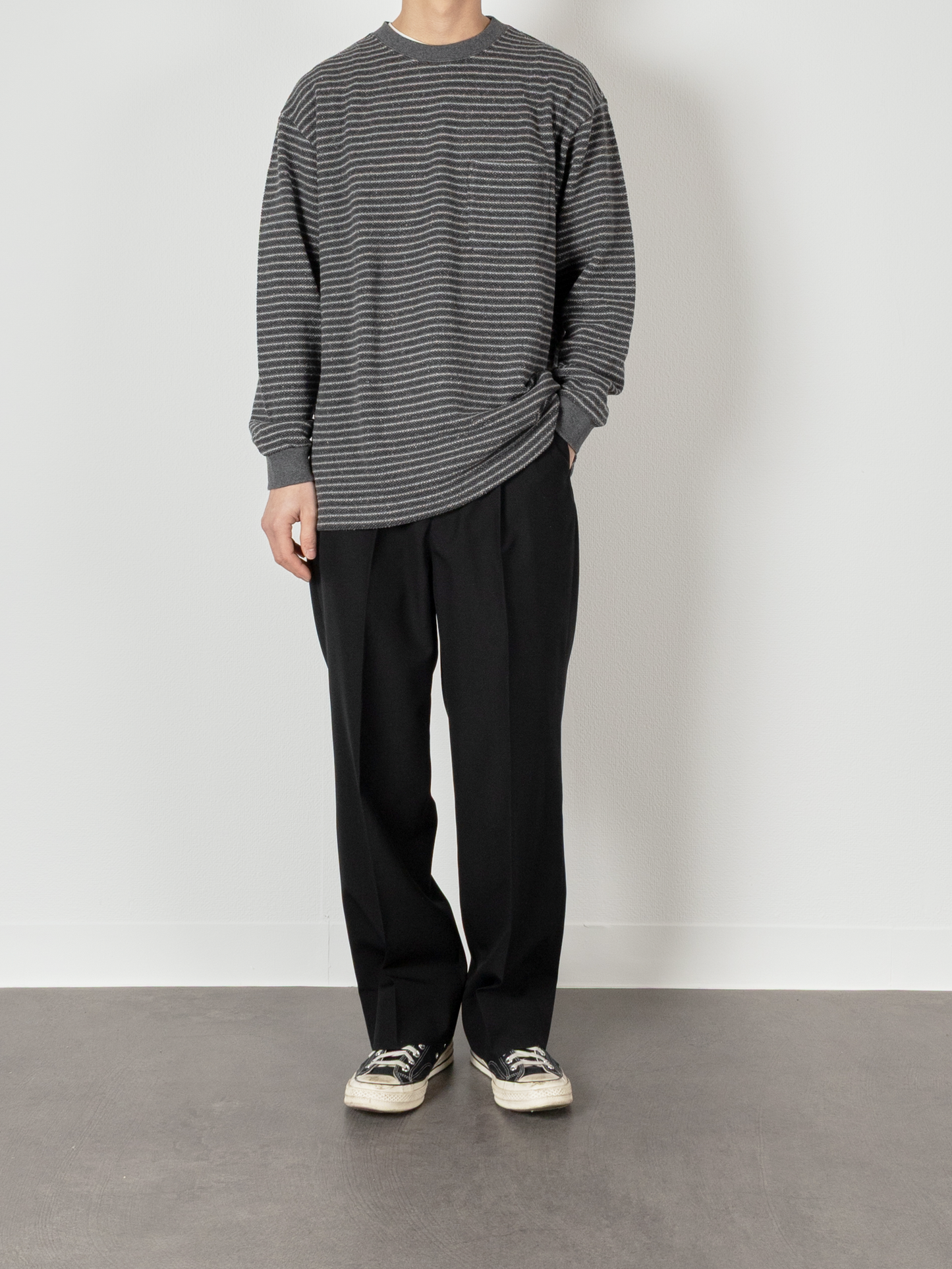 Model 176cm/62kg size M color GRAY着用