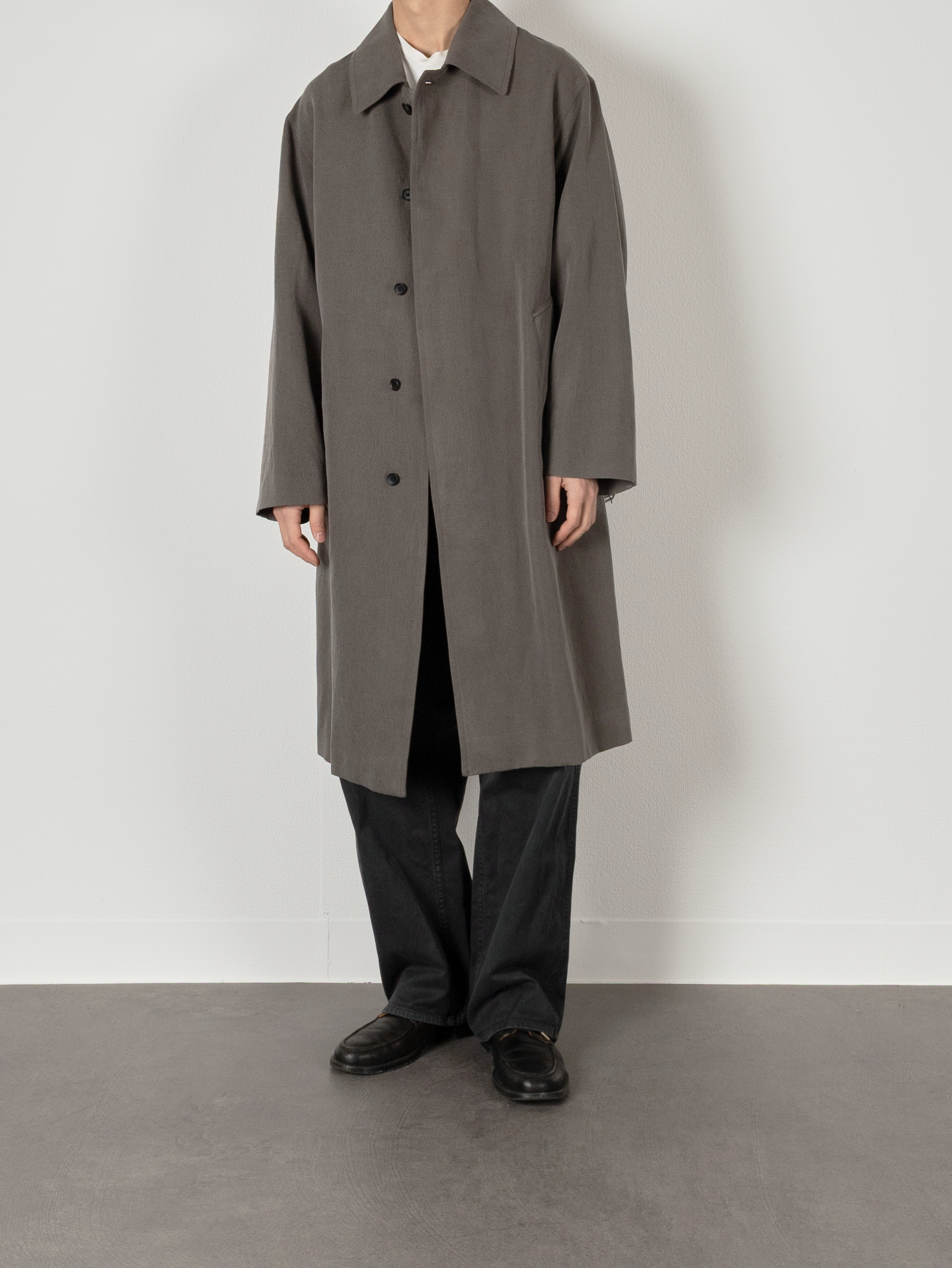 Model 176cm/62kg size M color HAZE GRAY着用