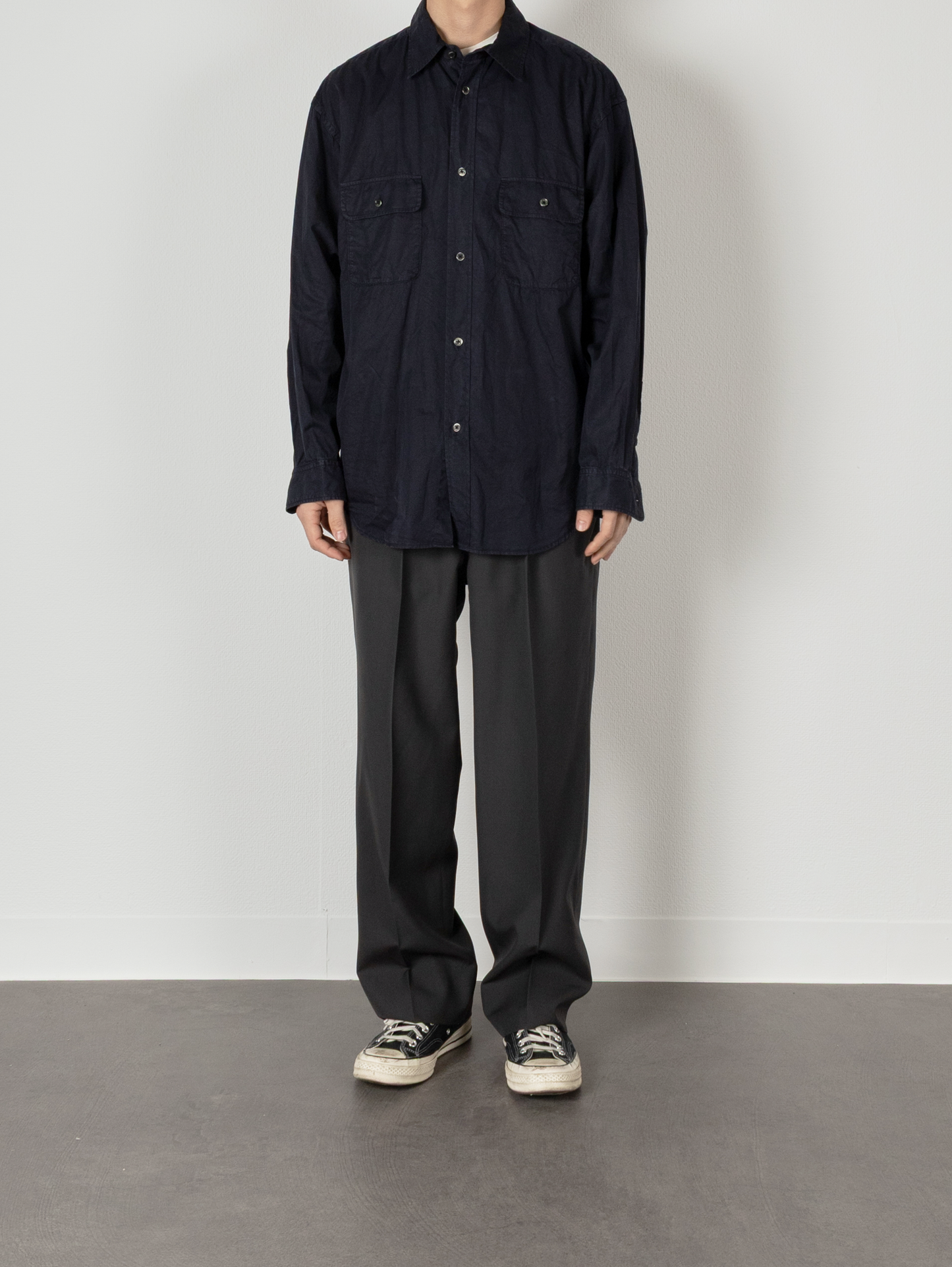 Model 176cm/62kg size L color NAVY着用