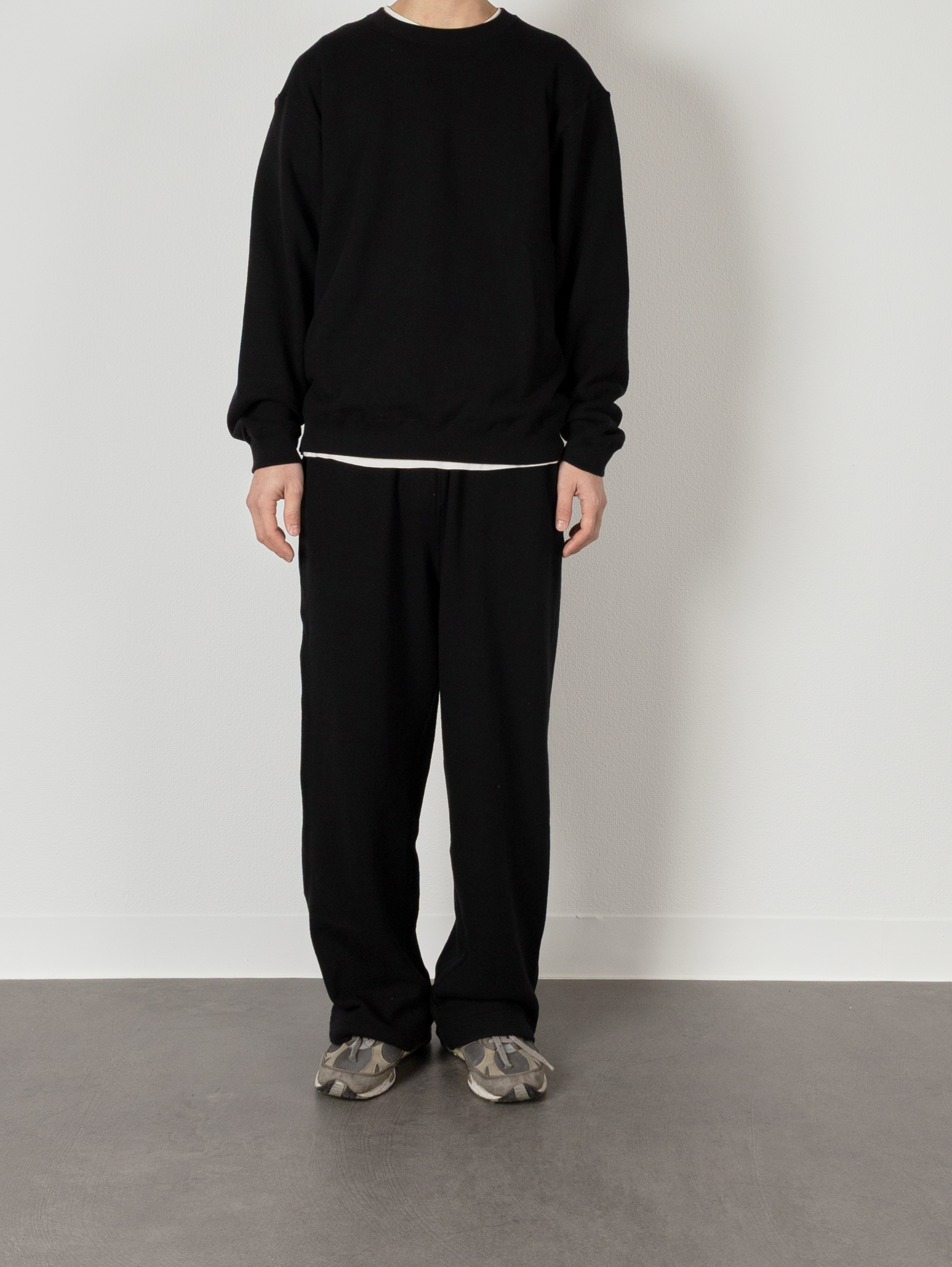 Model 176cm/62kg size M color BLACK着用