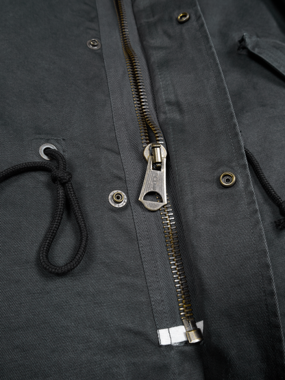 GARMENT DYED FINX/ZIMBABWE COTTON M-65 FISHTAIL COAT｜INK BLACK