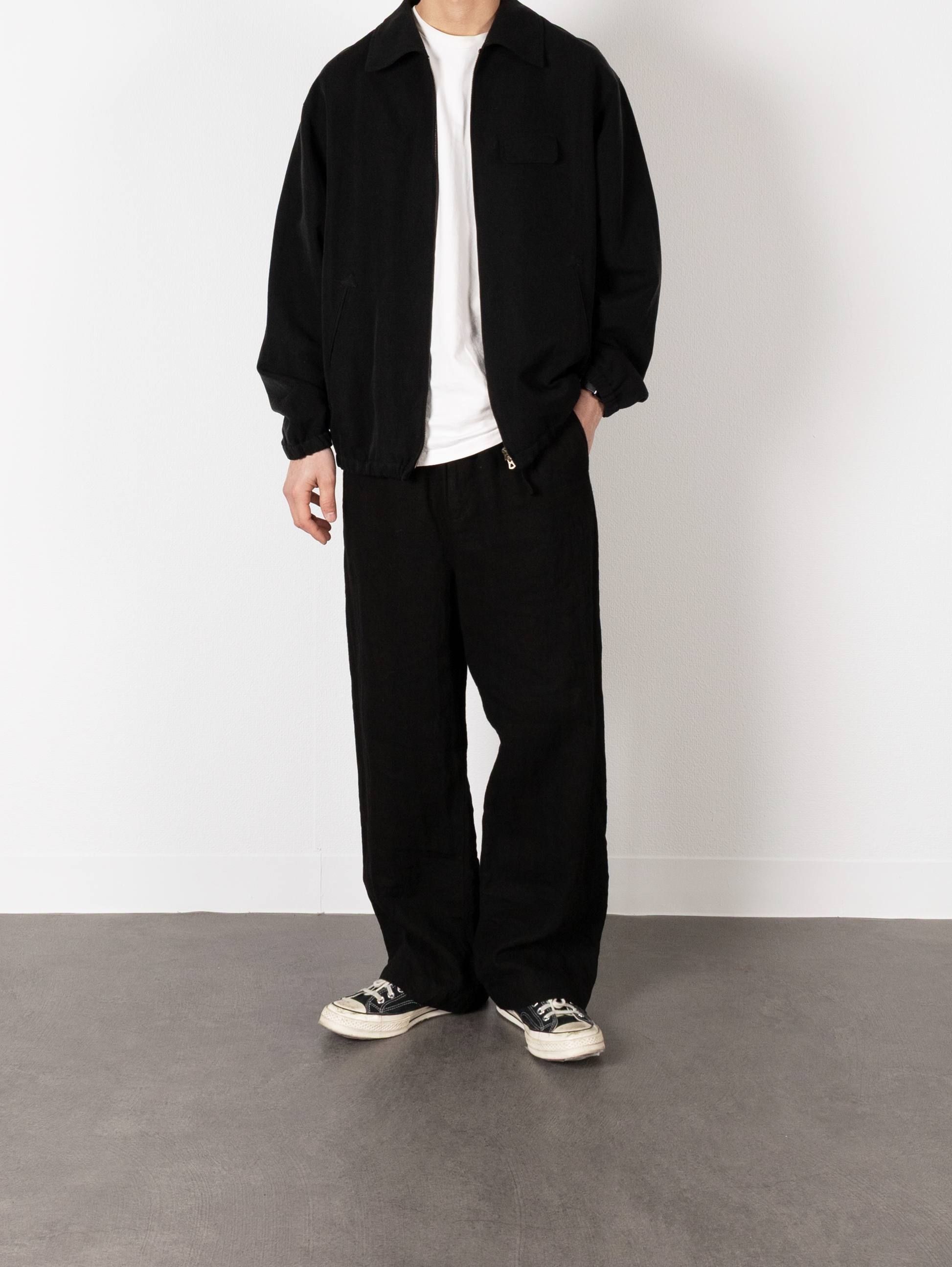 Model 176cm/62kg size M color BLACK着用