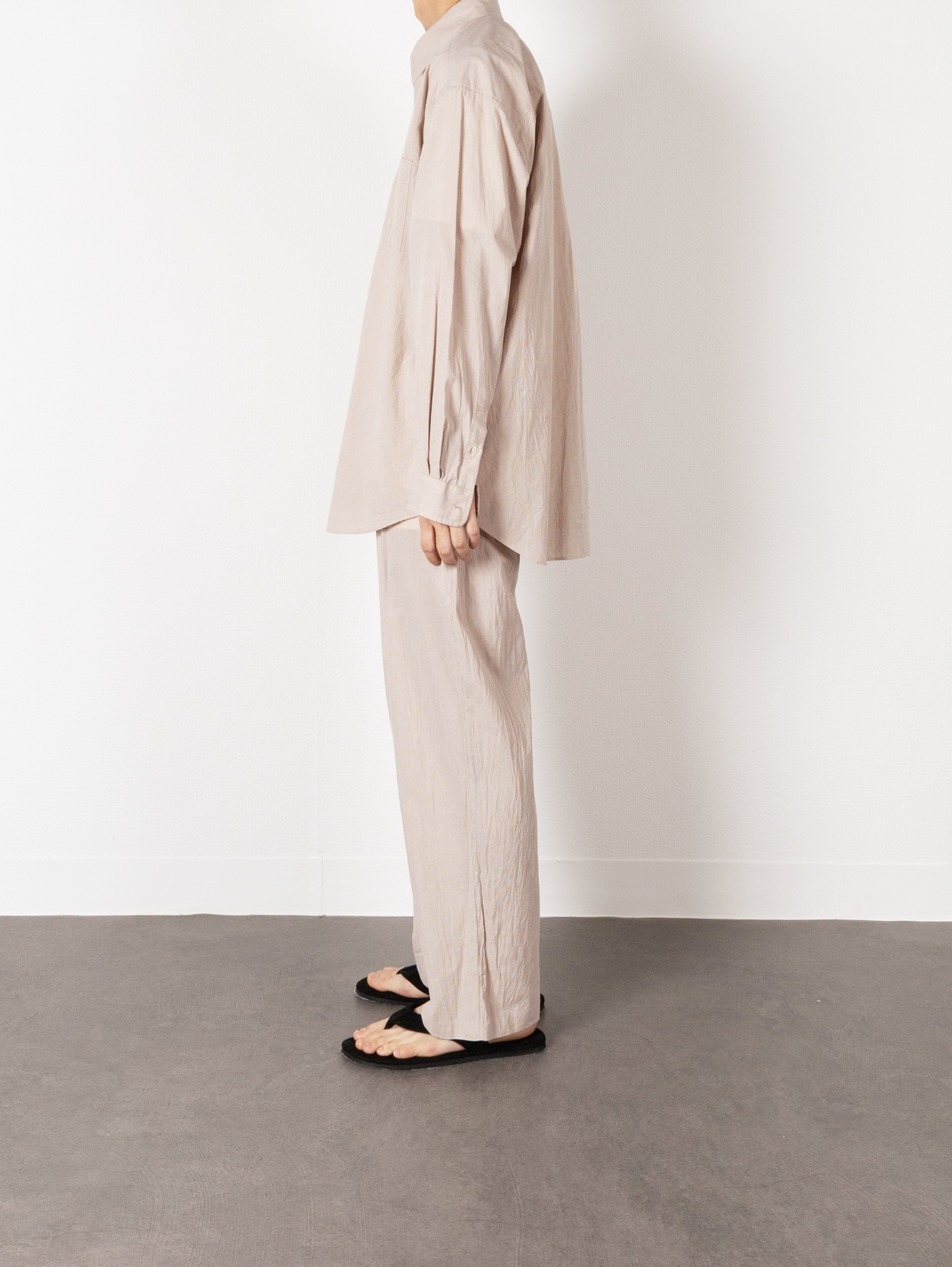 Model 176cm/62kg size L color YELLOW STRIPE 着用