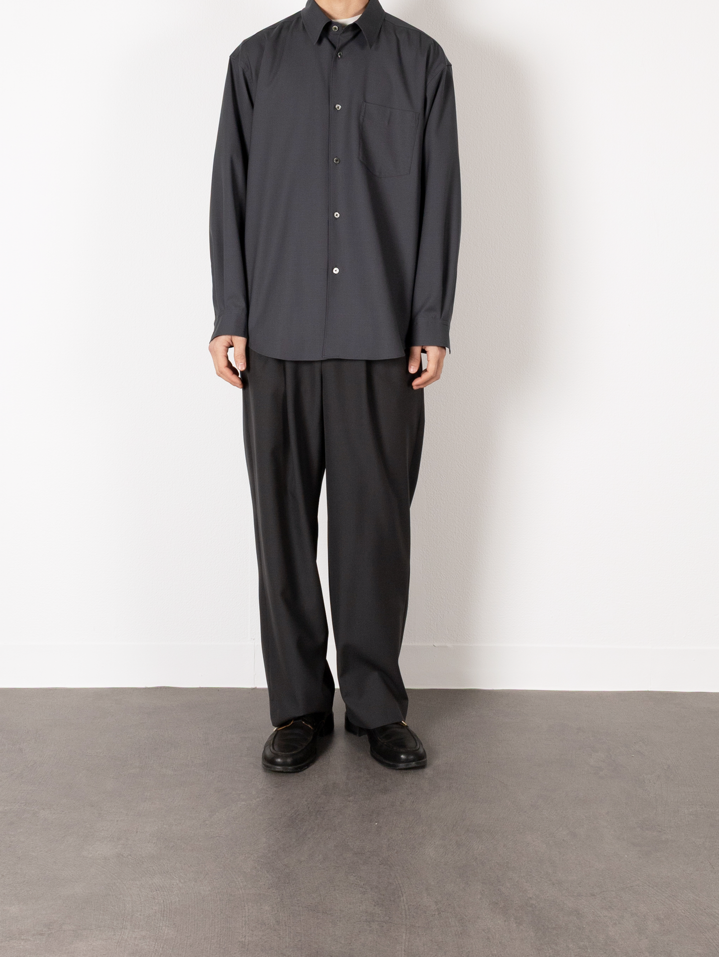 Model 176cm/62kg size M color M.GRAY 着用