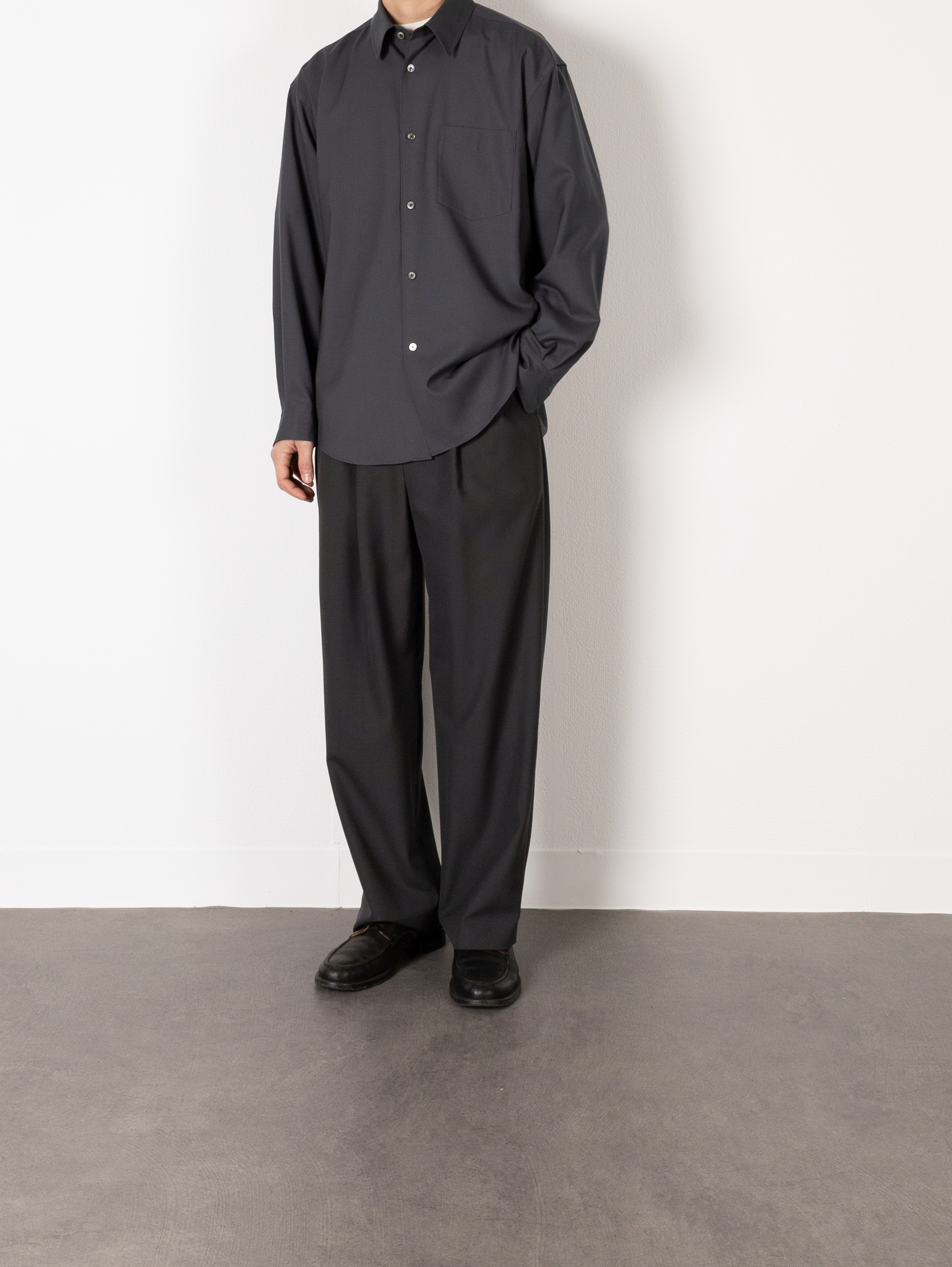 M*k様 Cornier コルニエWORSTEDWOOLLIGHTMILLEDS Cornier コルニエ 23SS WORSTED WOOL WIDE PANTS サイズS ダーク