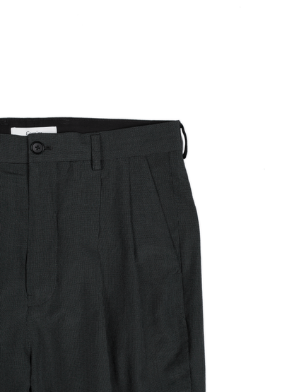 Super160's WOOL/SILK CRISPY 2-TUCK SLACKS｜BLACK