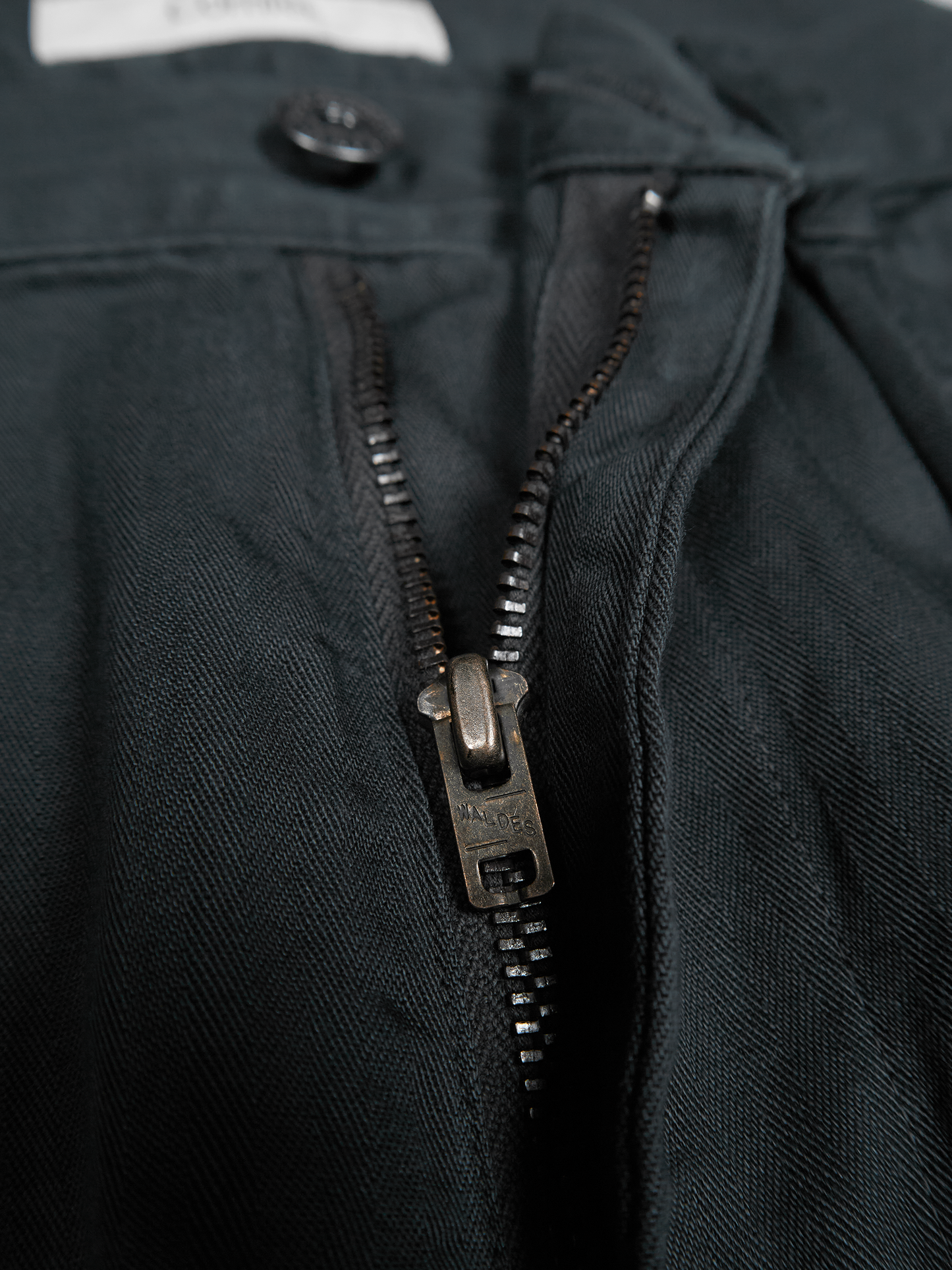 GARMENT DYED FINX COTTON HBT MECHANIC PANTS｜INK BLACK
