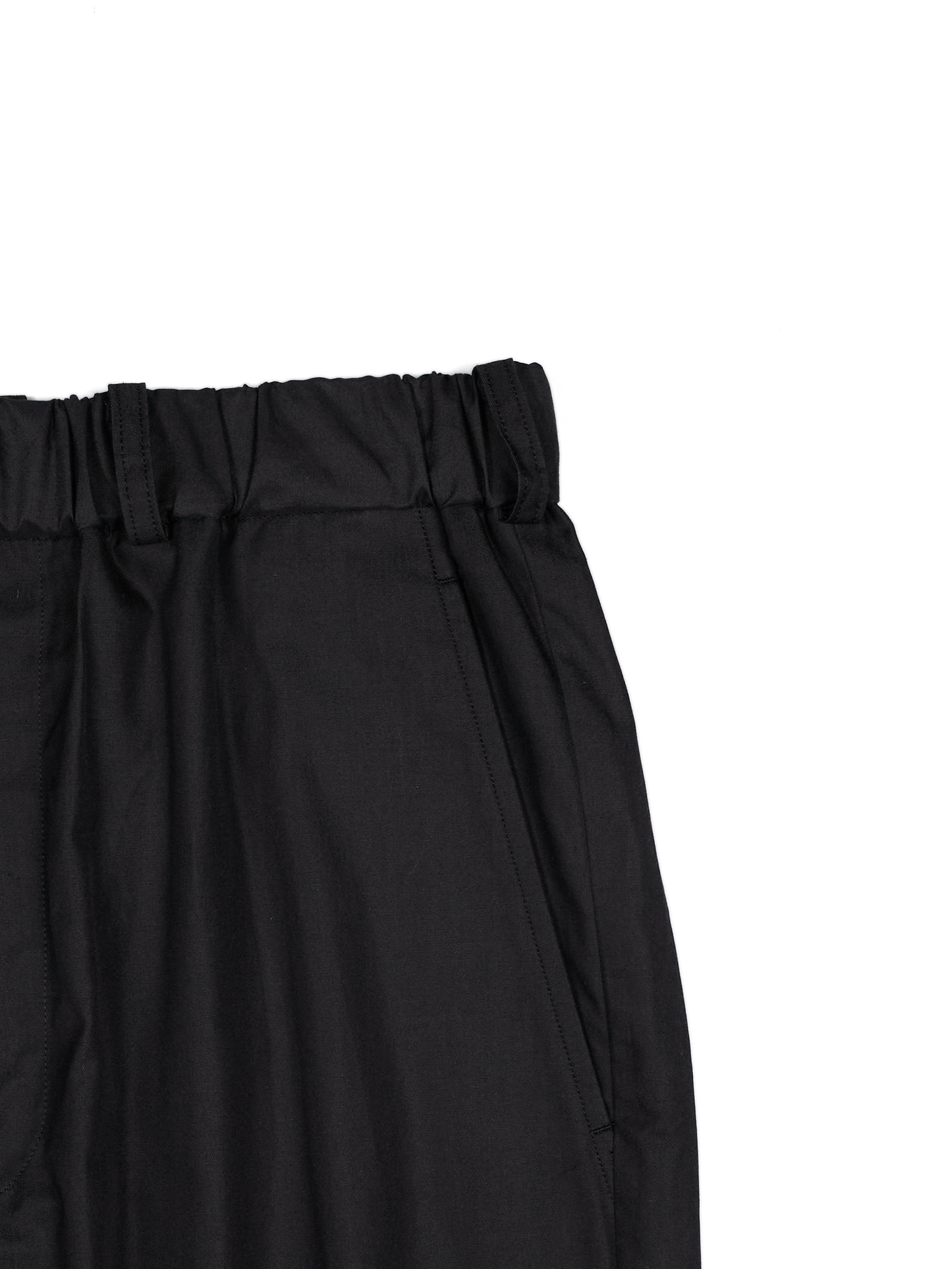 FINX COTTON CHAMBRAY LIGHT DENIM EASY PANTS｜BLACK