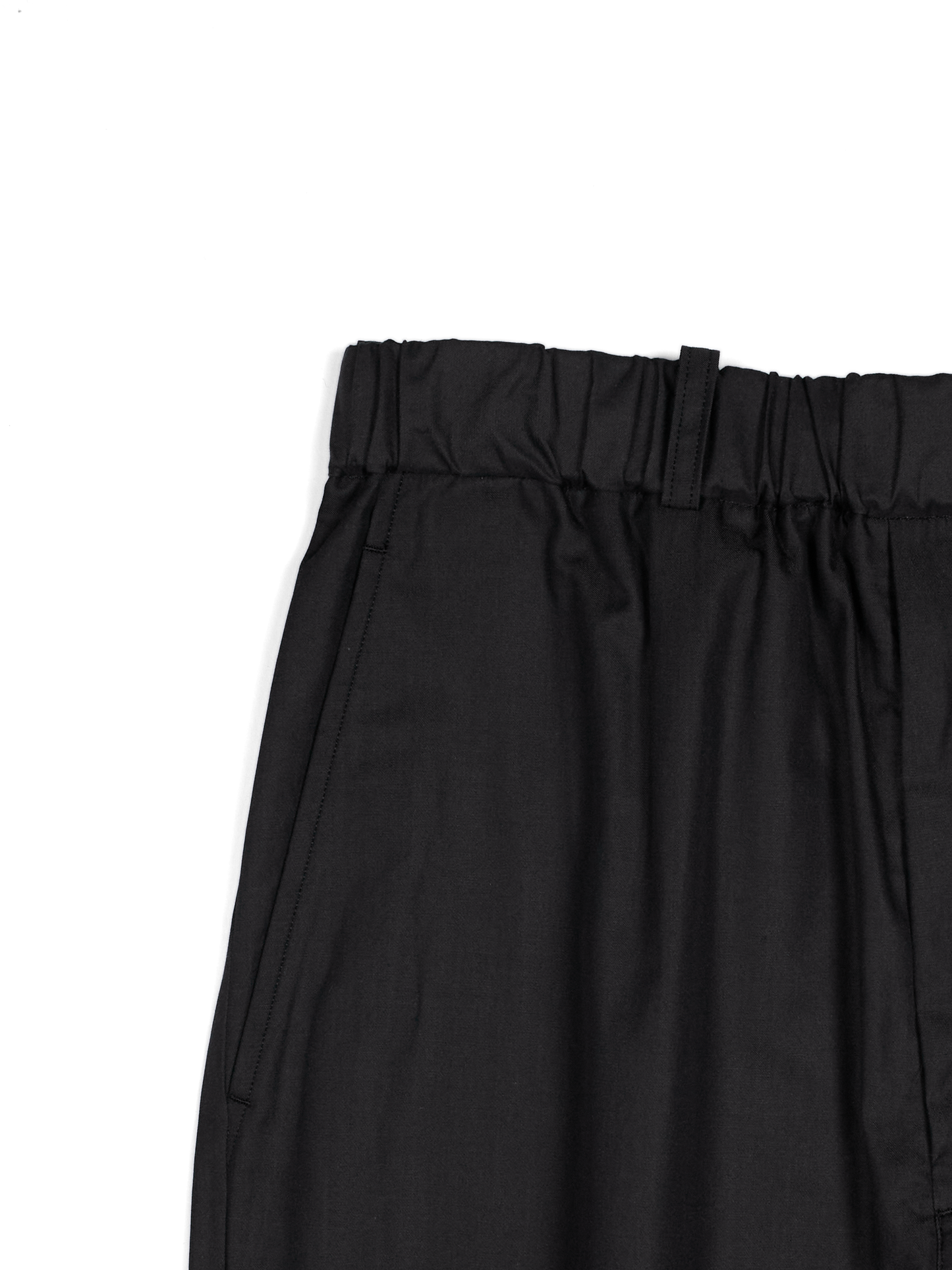 FINX COTTON CHAMBRAY LIGHT DENIM EASY PANTS｜BLACK