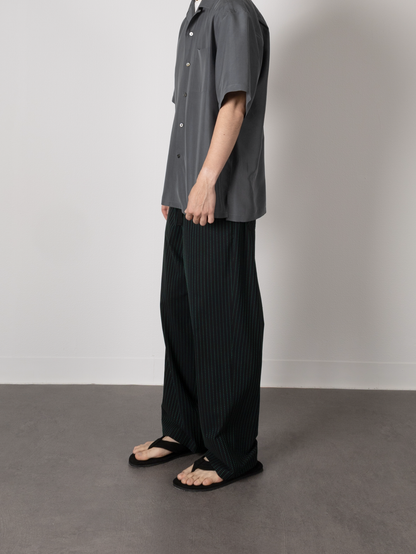 Model 176cm/62kg size M color SLATE BLUE着用