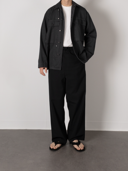 Model 176cm/62kg size M color INK BLACK着用