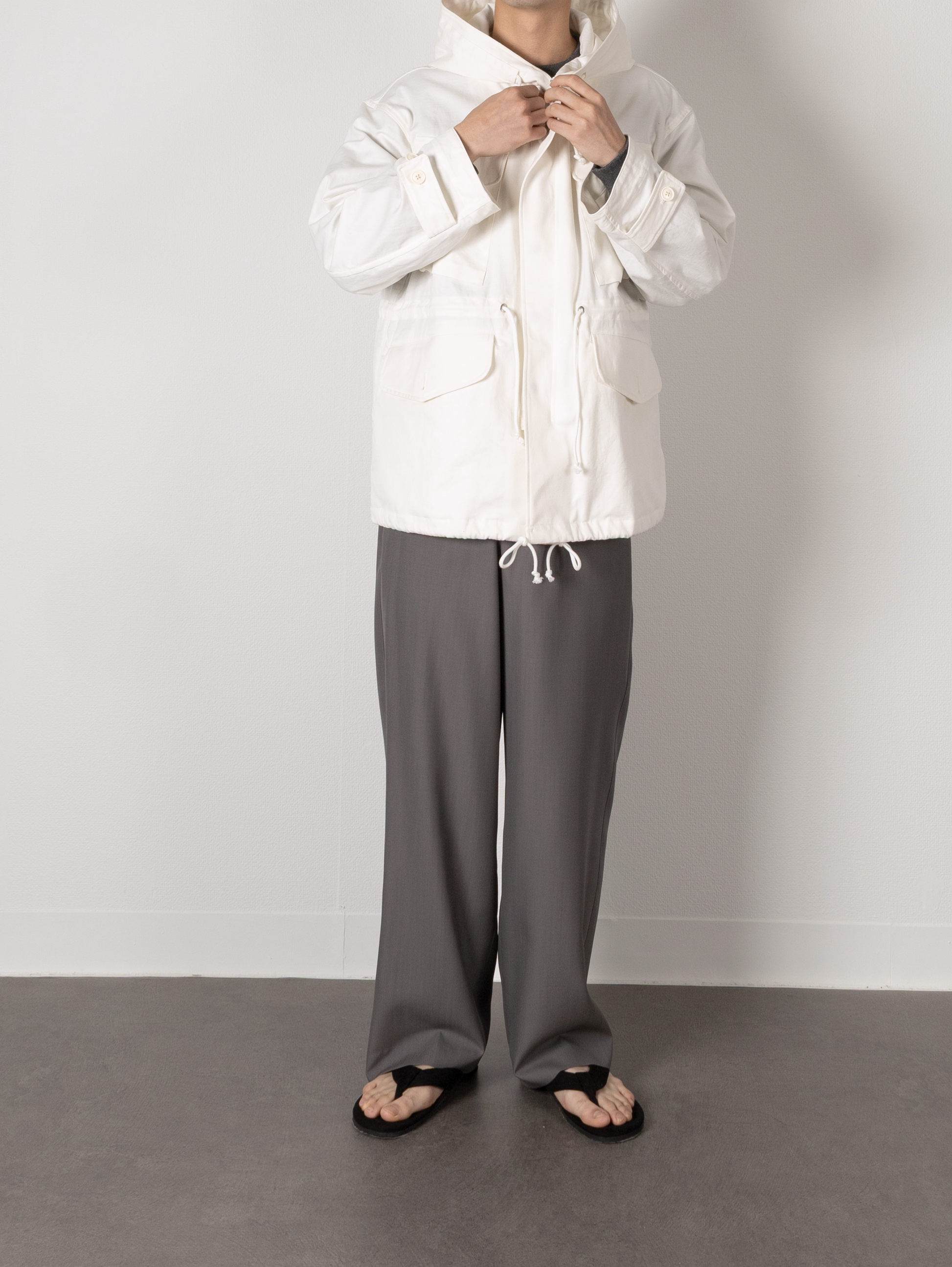 Model 176cm/62kg size M着用