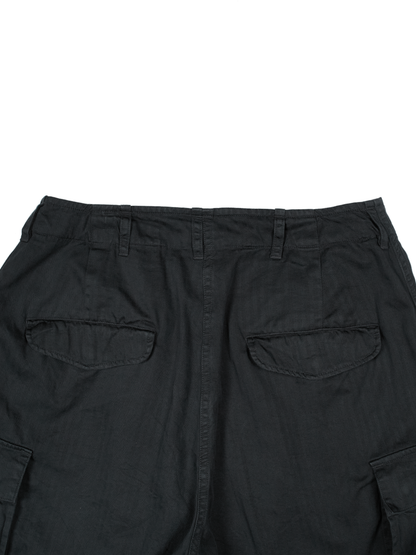 GARMENT DYED FINX COTTON HBT CARGO SHORTS｜INK BLACK
