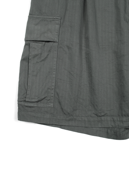 GARMENT DYED FINX COTTON HBT CARGO SHORTS｜FOG KHAKI