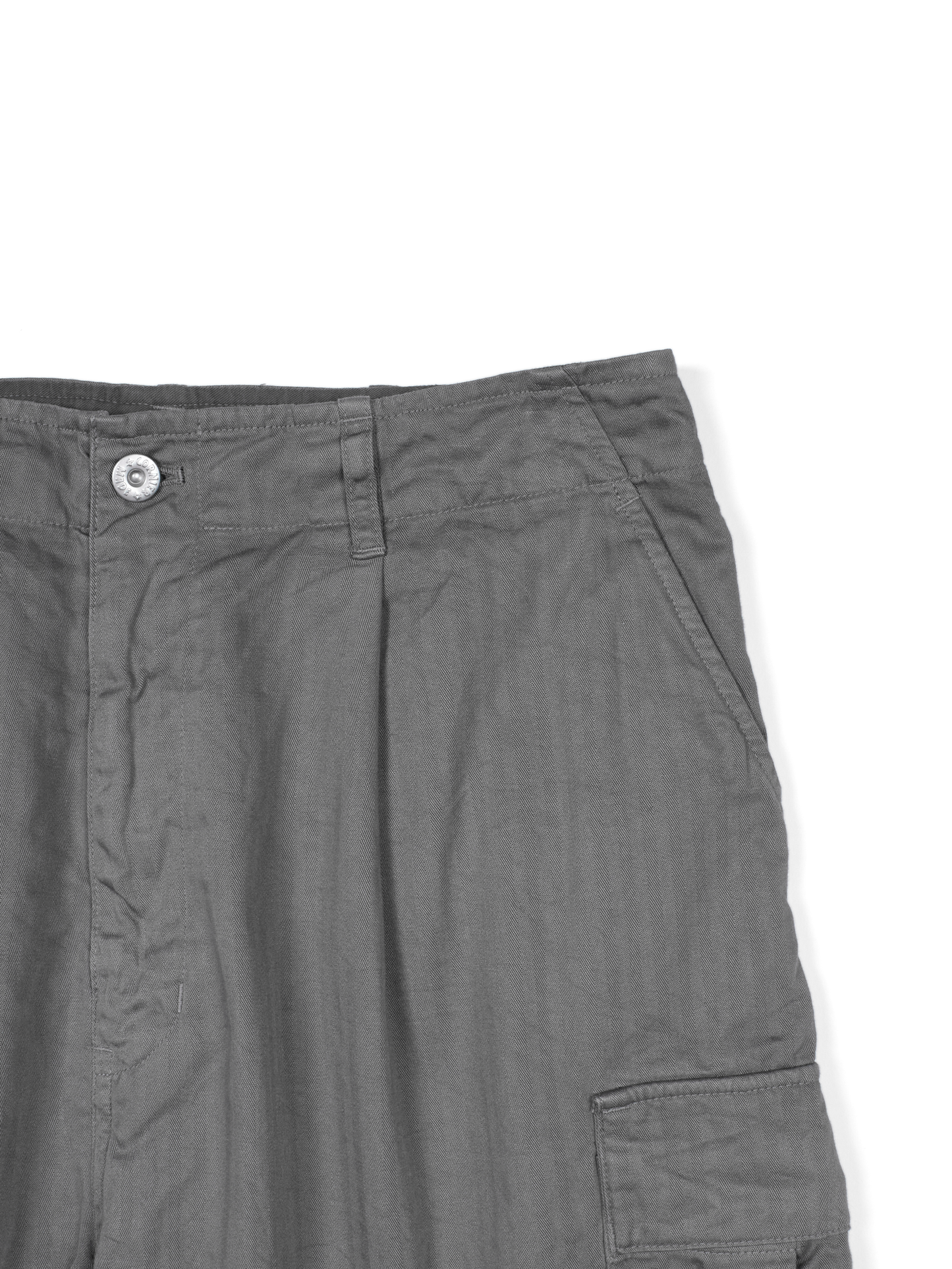 GARMENT DYED FINX COTTON HBT CARGO SHORTS｜GREIGE