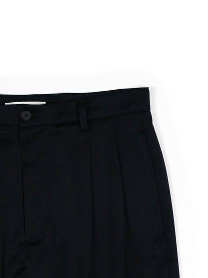 Super130's WORSTED WOOL GABARDINE 2-TUCK PANTS｜TOP D.NAVY