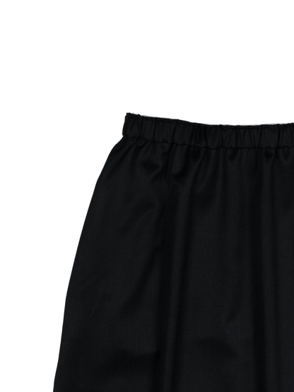 Super130's WORSTED WOOL GABARDINE SKIRT｜TOP BLACK