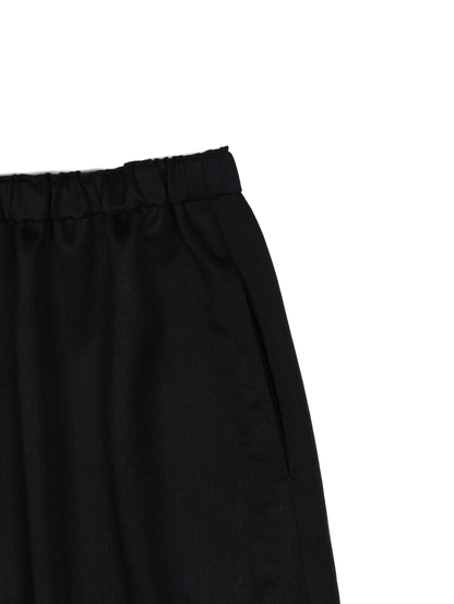 Super130's WORSTED WOOL GABARDINE SKIRT｜TOP BLACK