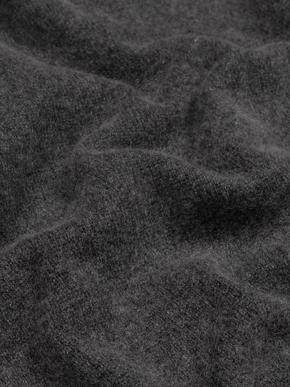 ALASHAN CASHMERE HENLEY NECK SWEATER｜CHARCOAL